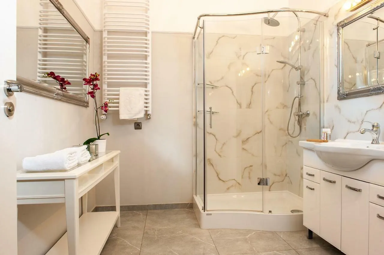 Holiday Suites Cracow Krakow Guest house